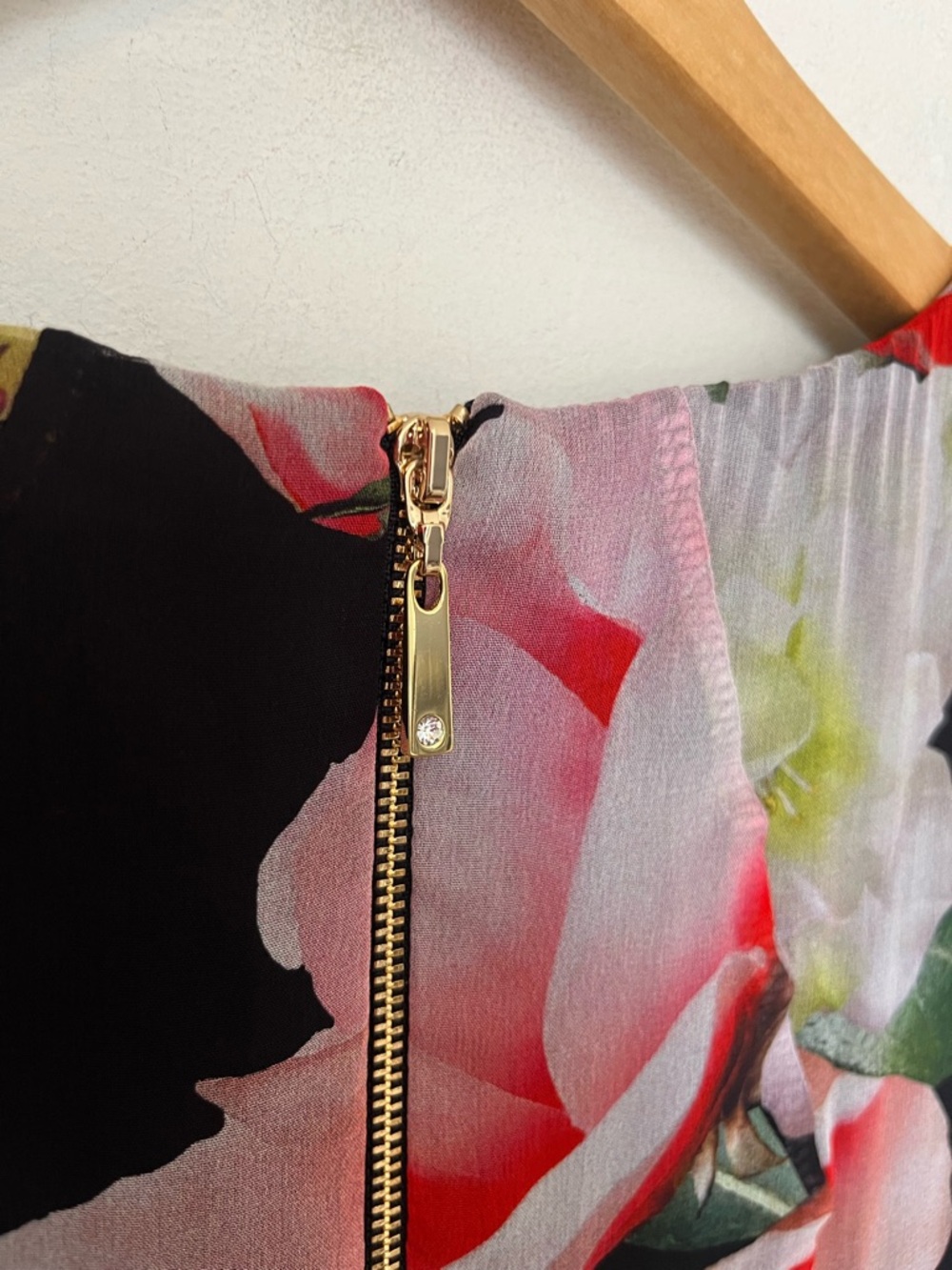 Lyman by Frank Lyman Black Floral Chiffon Overlay Dress Size 8 - Picture 10 of 13